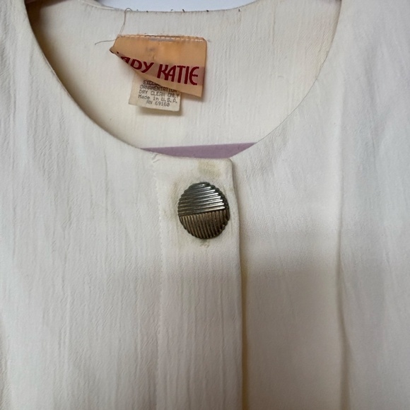 Vintage Lady Katie Cream Midi Dress Size 16 | Needs Cleaning and  Stained - Picture 2 of 13